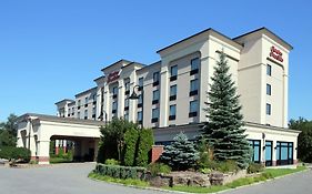 Hampton Inn & Suites Laval